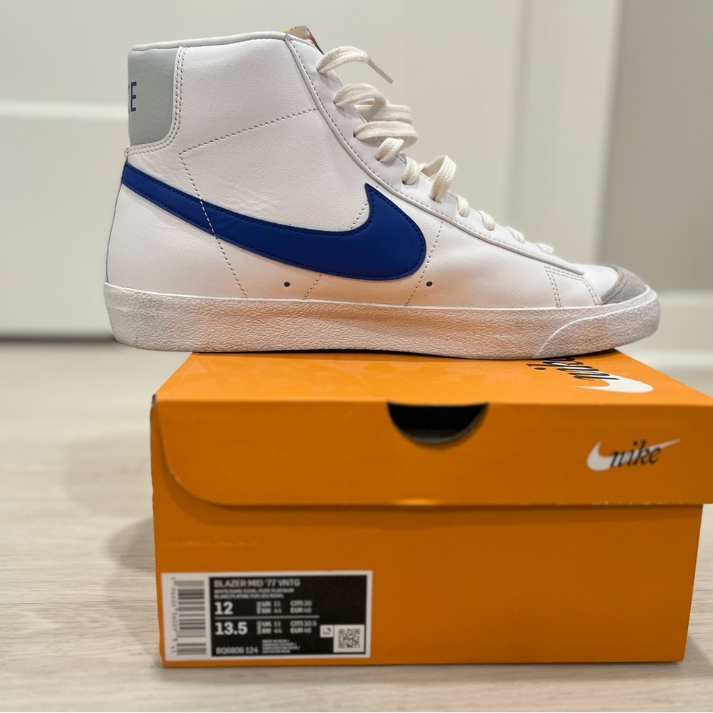 Nike Blazer Mid '77 White and Blue High-Tops